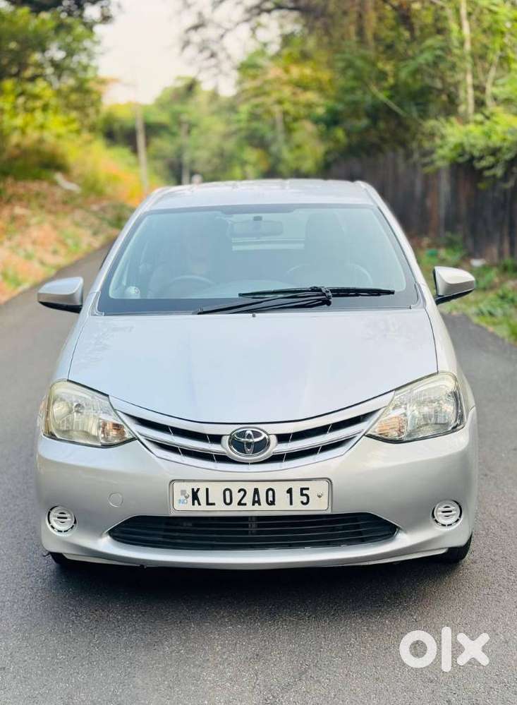 Toyota Etios Liva 2013-2014 G, 2013, Petrol