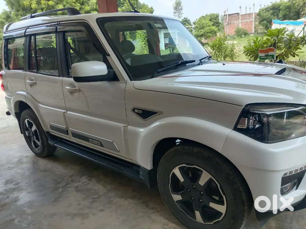 Mahindra Scorpio Classic Diesel Manual 2024