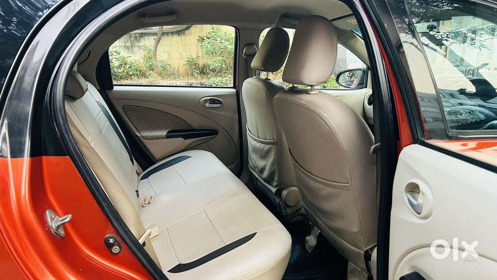 Toyota Etios Liva Vd Dual Tone, 2018, Diesel