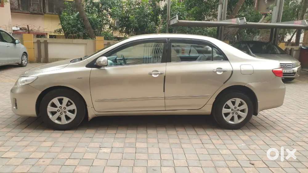 Toyota Corolla Altis 2013