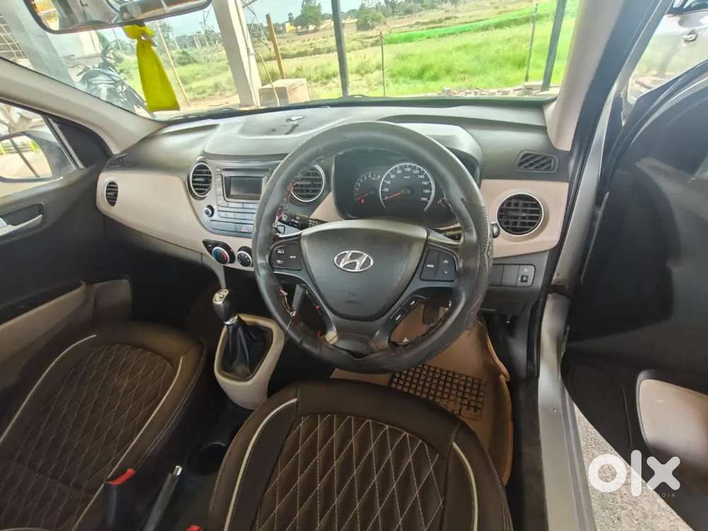 Hyundai I10 2015 Petrol 74000 Km Driven