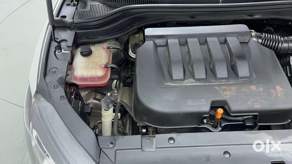 Mahindra Xuv700 2.0 Ax 7 Petrol At Luxury Pack Str, 2022, Petrol