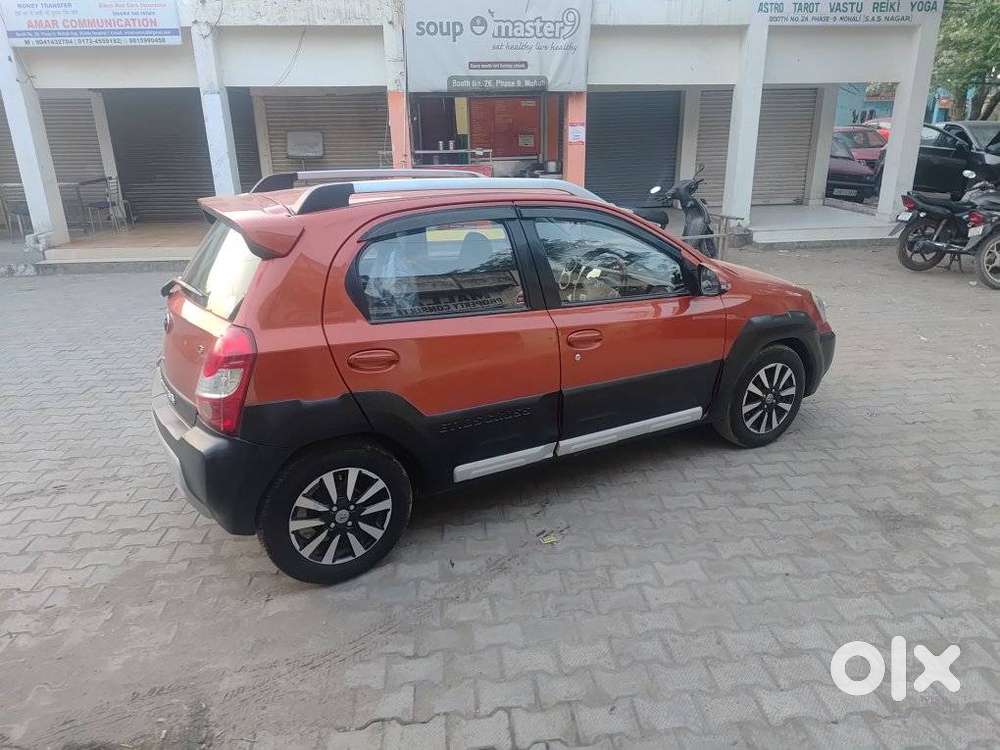 Toyota Etios Cross, 2015, Petrol