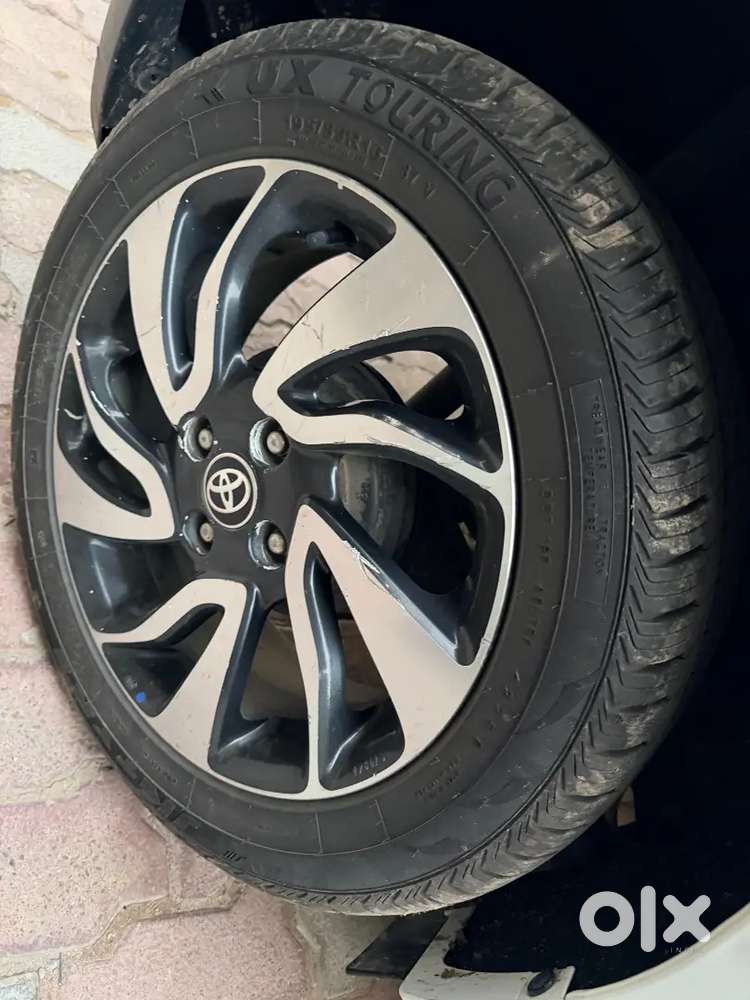 Toyota Glanza 2021 Top Model Petrol Well Maintained