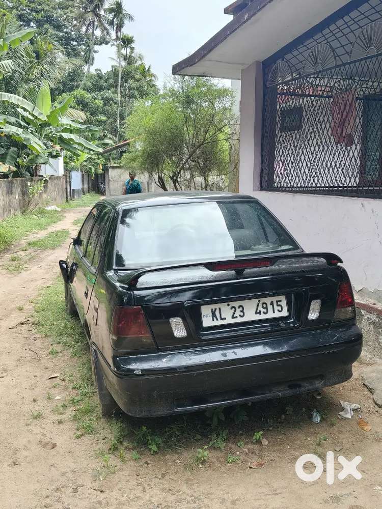 Maruti Suzuki Esteem Petrol 2006