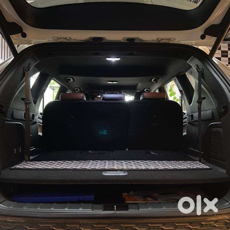 Mahindra Alturas G4 4wd At, 2018, Diesel