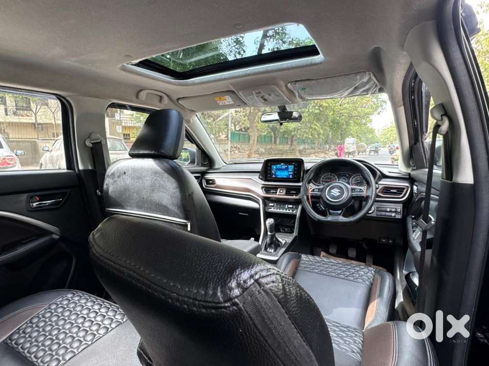 Maruti Suzuki Brezza 1.5 Zxi Smart Hybrid, 2024, Petrol