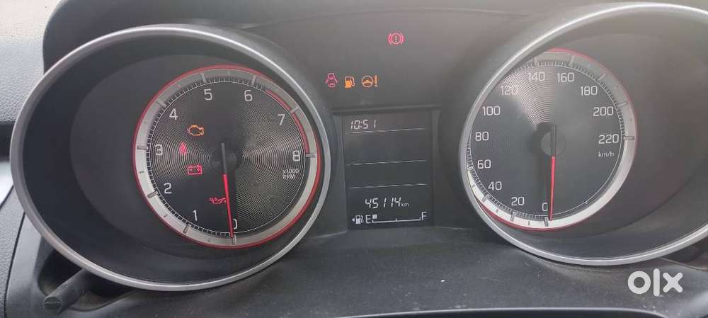 Maruti Suzuki Swift Vvt Vxi, 2021, Petrol