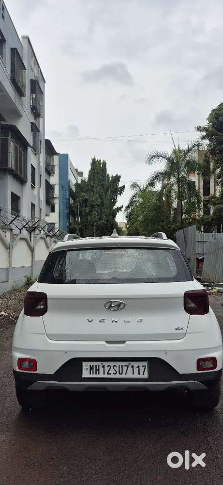 Hyundai Venue 2020 Diesel Well Maintained