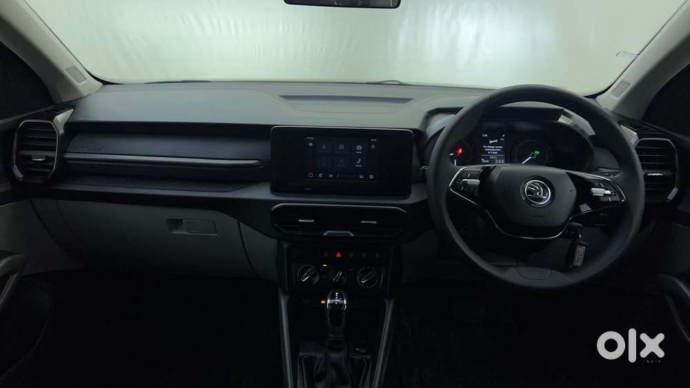 Skoda Kylaq Signature At, 2025, Petrol