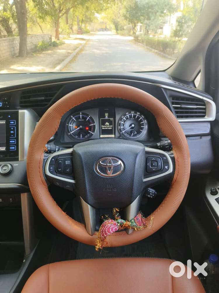 Toyota Innova Crysta 2.8z Automatic, 2017, Diesel