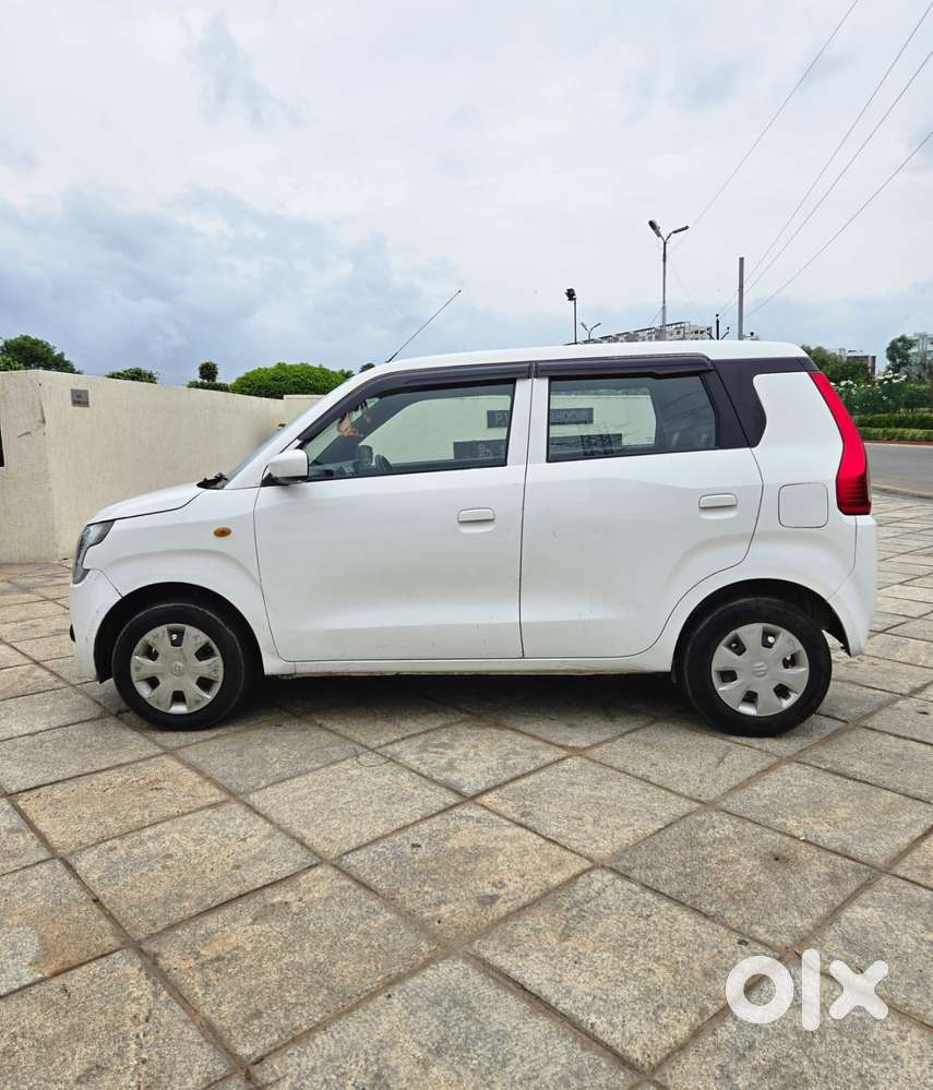 Maruti Suzuki Wagon R 1.0 Vxi Amt, 2022, Petrol