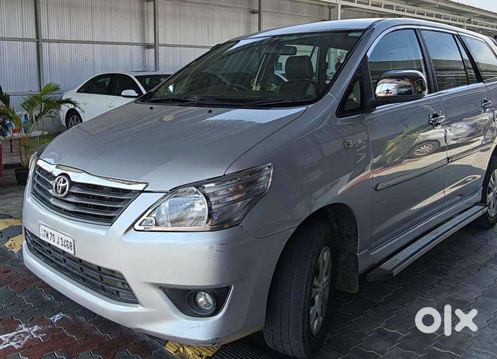 Toyota Innova 2.5 G (diesel) 7 Seater Bs Iv, 2013, Diesel