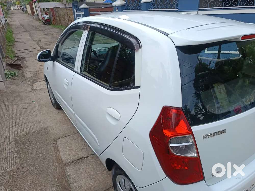 Hyundai I10 2011 Petrol 52000 Km Driven