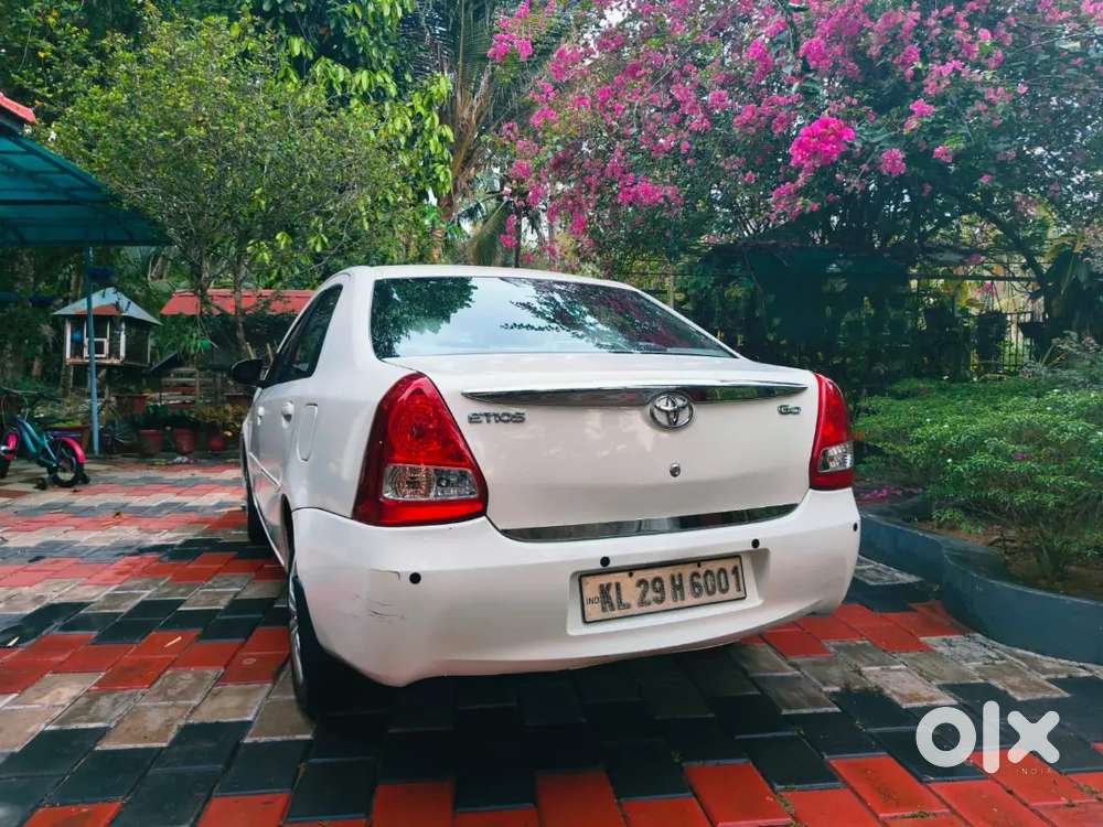 Toyota Etios Gd 2014 Diesel 

With Fancy Number 6001