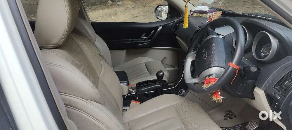 Mahindra Xuv500 2017 Diesel 35600 Km Driven