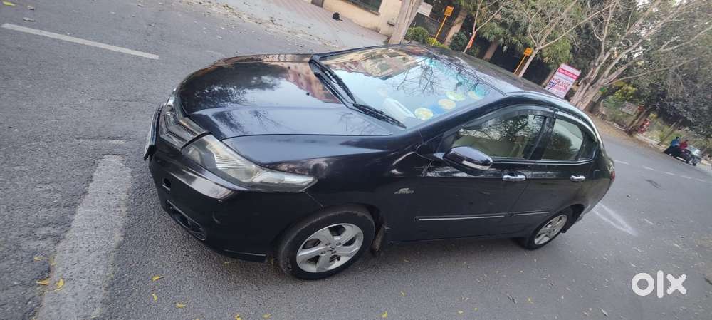 Honda City V At I-vtec, 2013, Petrol