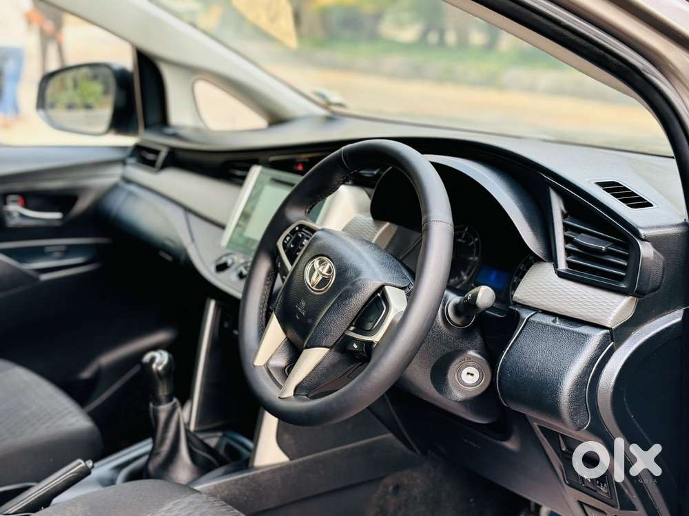 Toyota Innova Crysta [2020-ongoing] 2.4 Gx 7 Str, 2019, Diesel