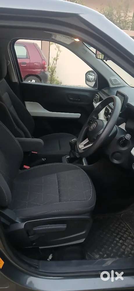 Tata Punch 2023 Petrol 16200 Km Driven