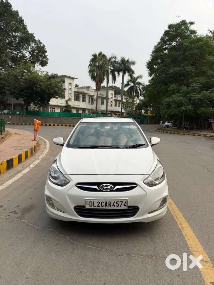 Hyundai Verna Fluidic 1.6 Vtvt, 2013, Petrol