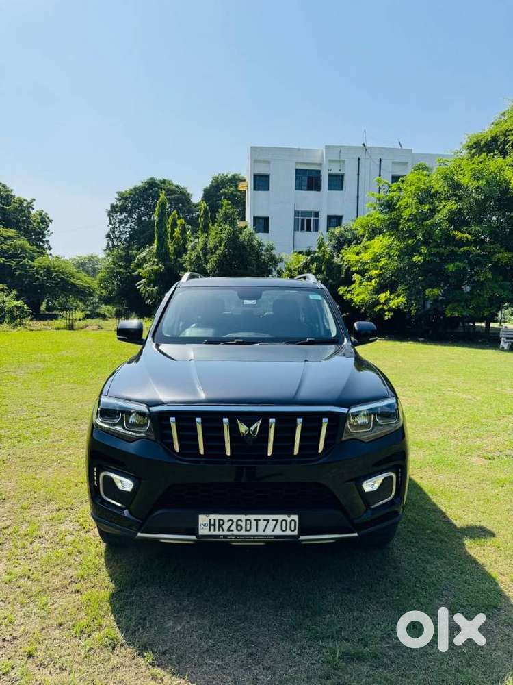 Mahindra Scorpio-n 2.0 Z8 L Petrol At 7 Str, 2025, Petrol