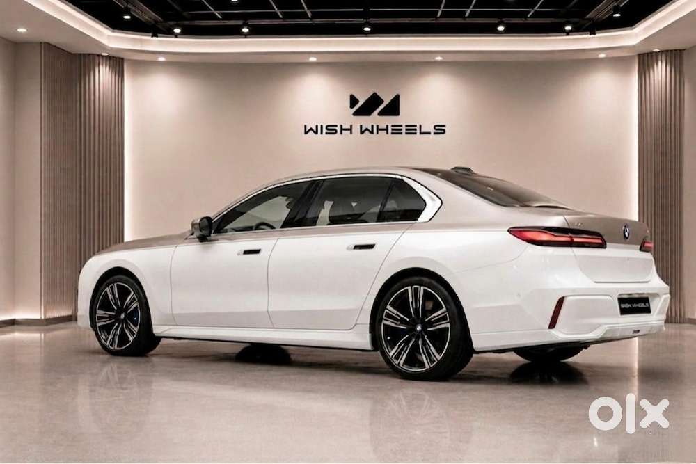 Bmw I7, 2025, Electric