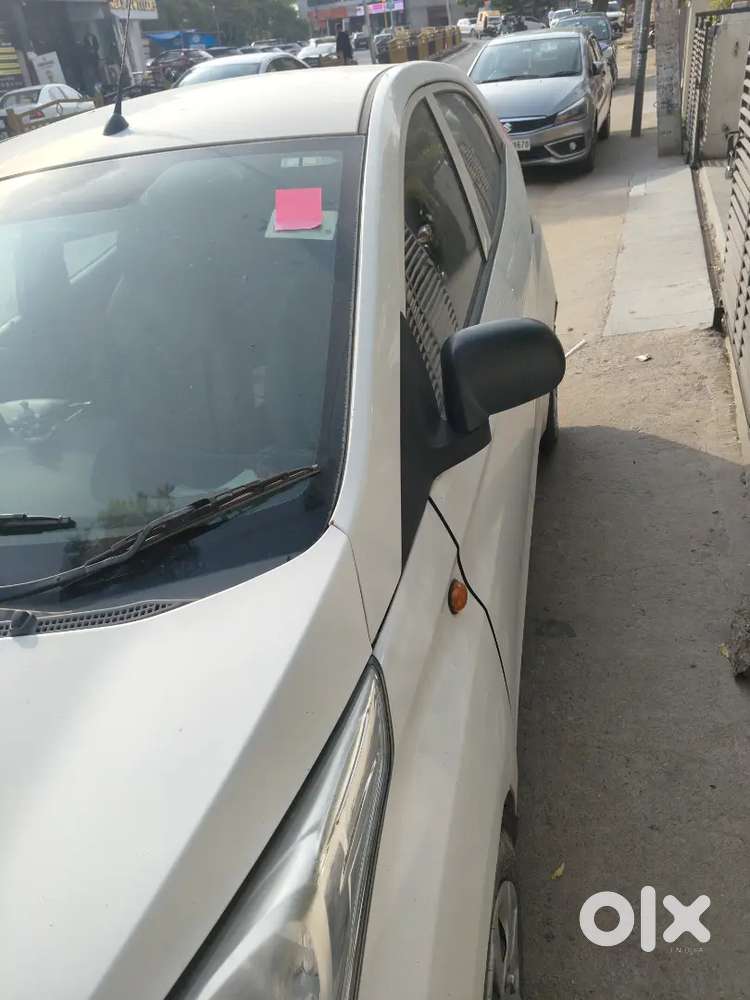 Hyundai Eon Magna + 2016 मॉडल