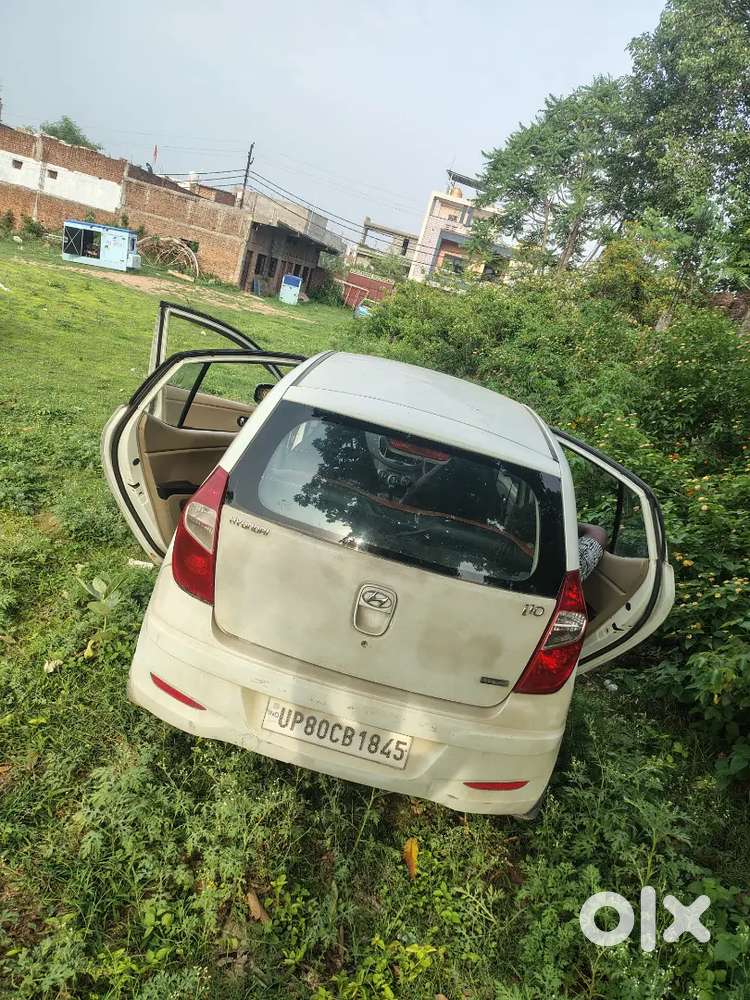 Hyundai I10 Gls Petrol 2012