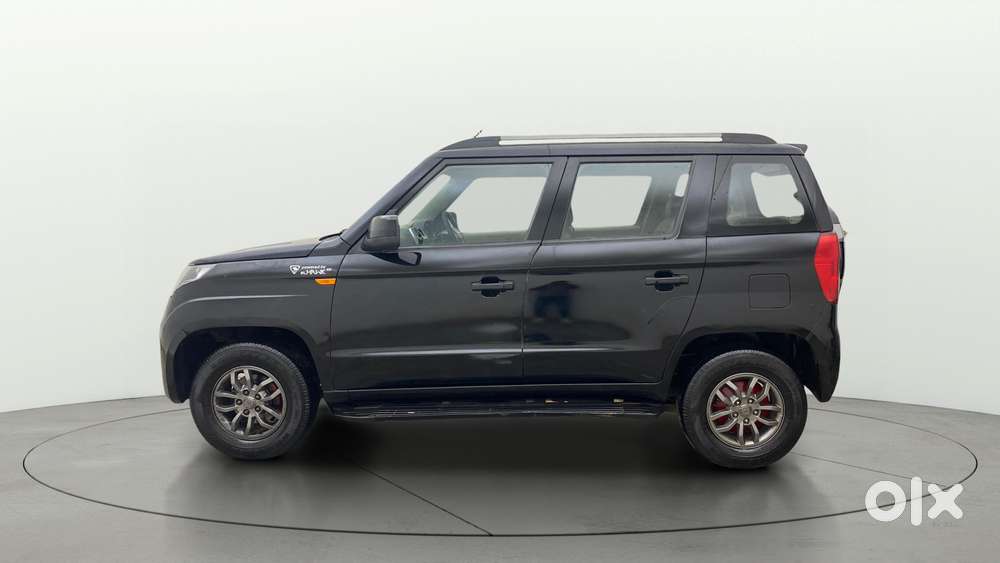 Mahindra Tuv 300 T10 Amt, 2018, Diesel
