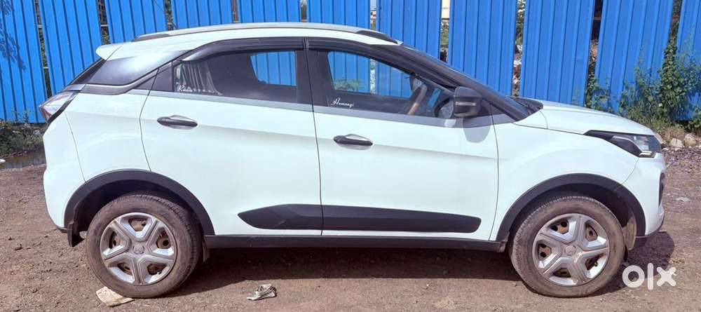 Tata Nexon 1.5 Revotorq Xm (s), 2018, Diesel