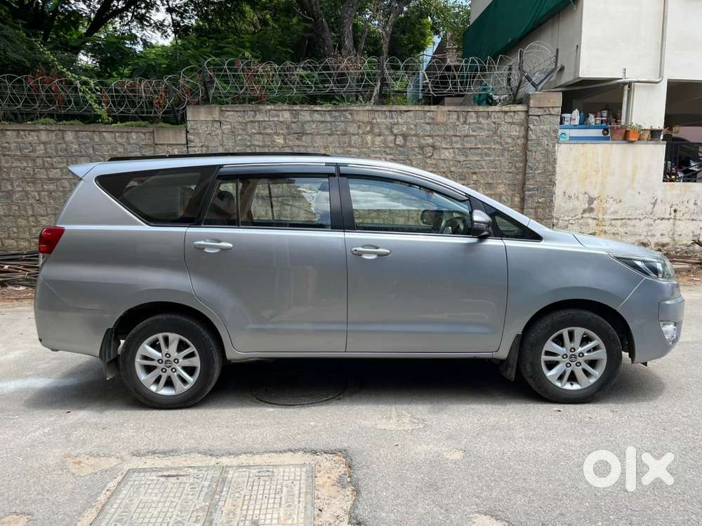 Toyota Innova Crysta 2017