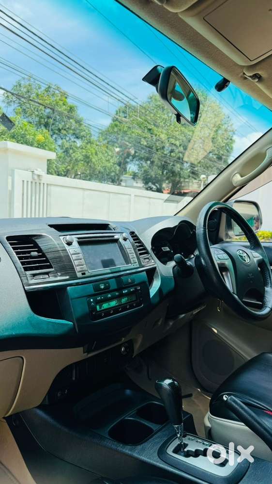 2015 Toyota Fortuner 2*4 Automatic 45000 Km Only