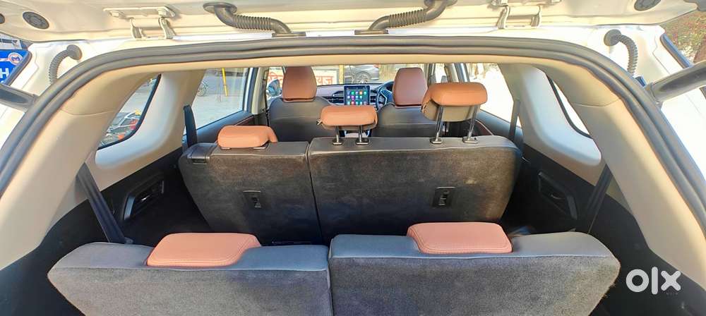 Mg Hector Plus 1.5 Hybrid Super Turbo 7 Str, 2023, Petrol