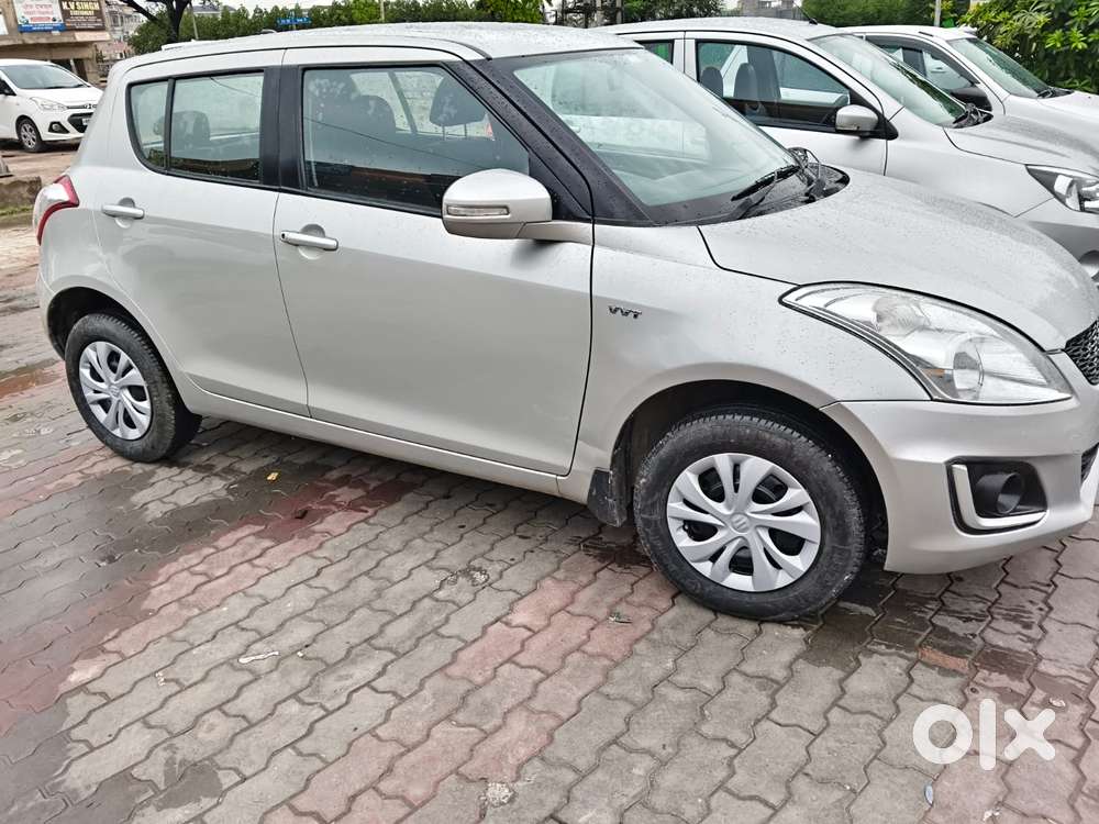 Maruti Suzuki Swift Vxi + Manual, 2015, Petrol
