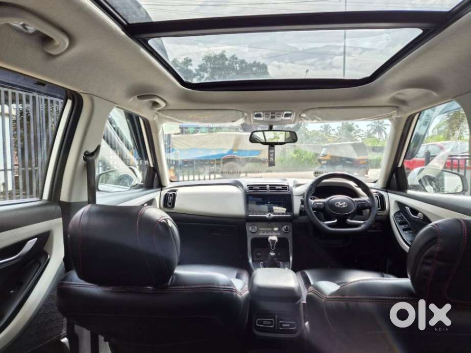 Toyota Urban Cruiser Cruiser Premium, 2022, Petrol