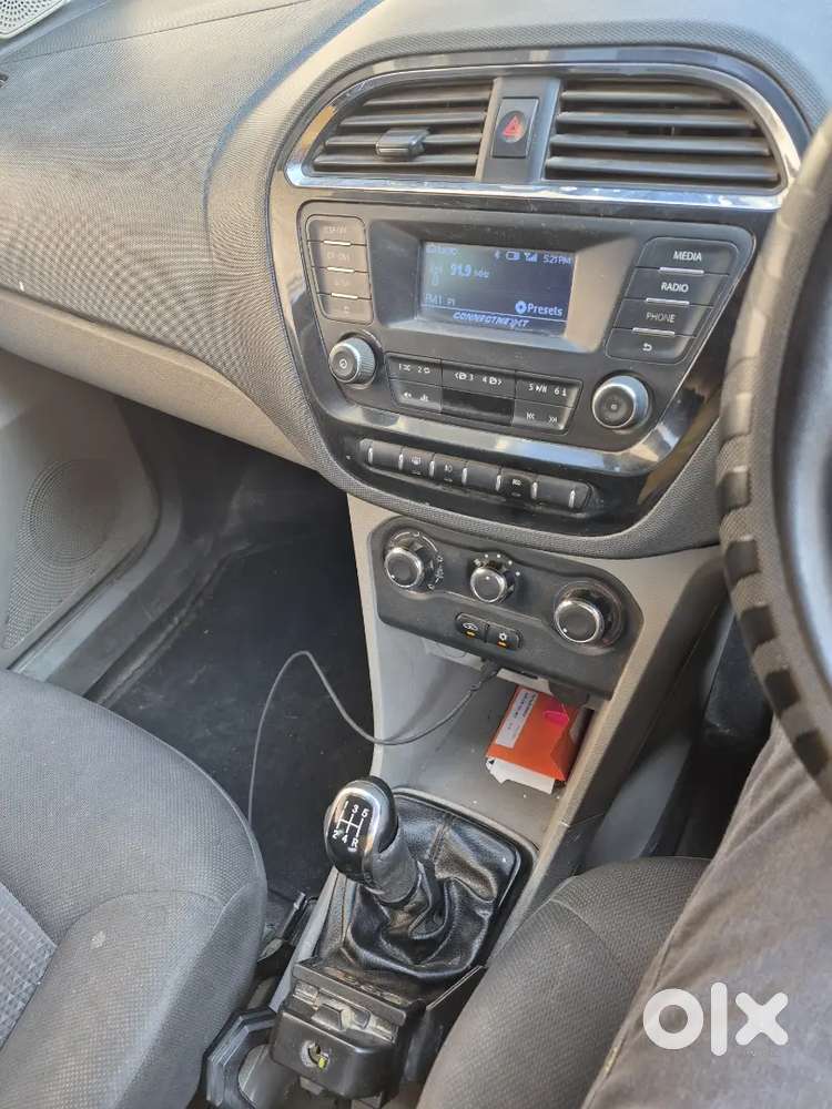 Tata Tiago 2017 Petrol 165000 Km Driven