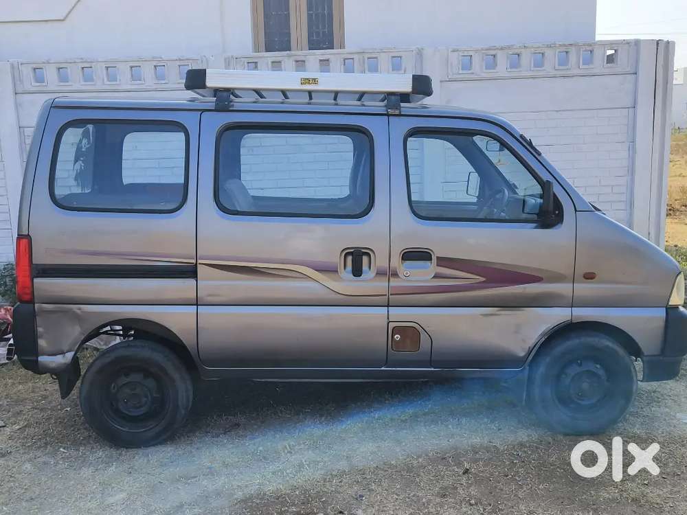 Maruti Suzuki Eeco 2011 Petrol Well Maintained