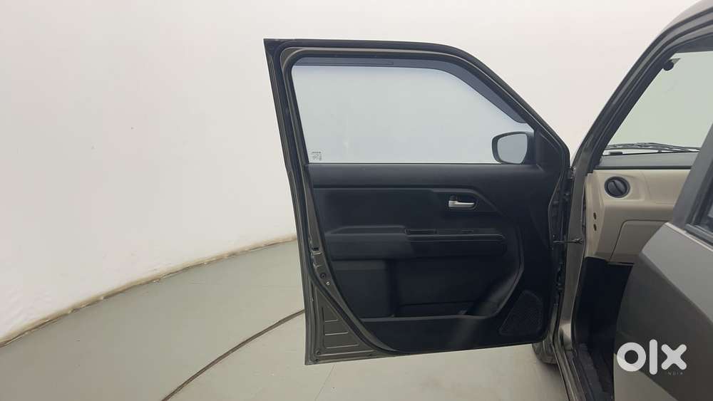 Maruti Suzuki Wagon R Vxi Amt, 2021, Petrol