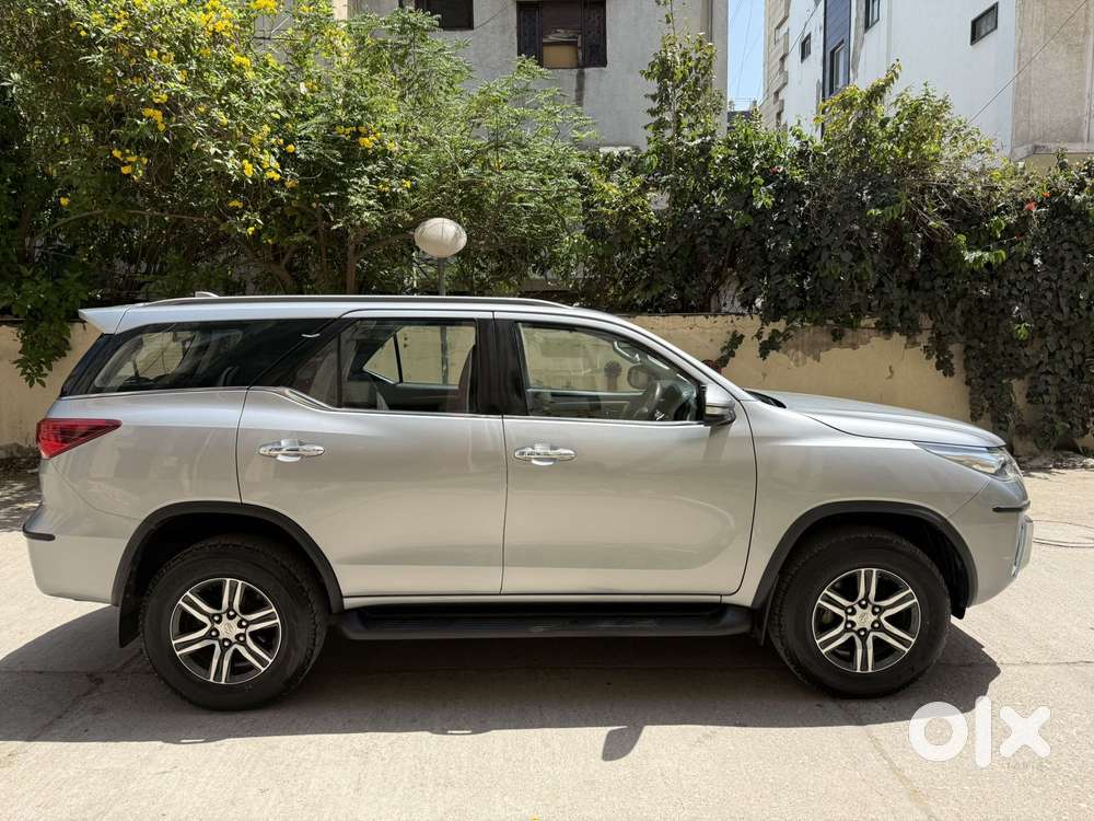 Toyota Fortuner [2021-ongoing] 2.7 2wd Petrol At, 2017, Petrol