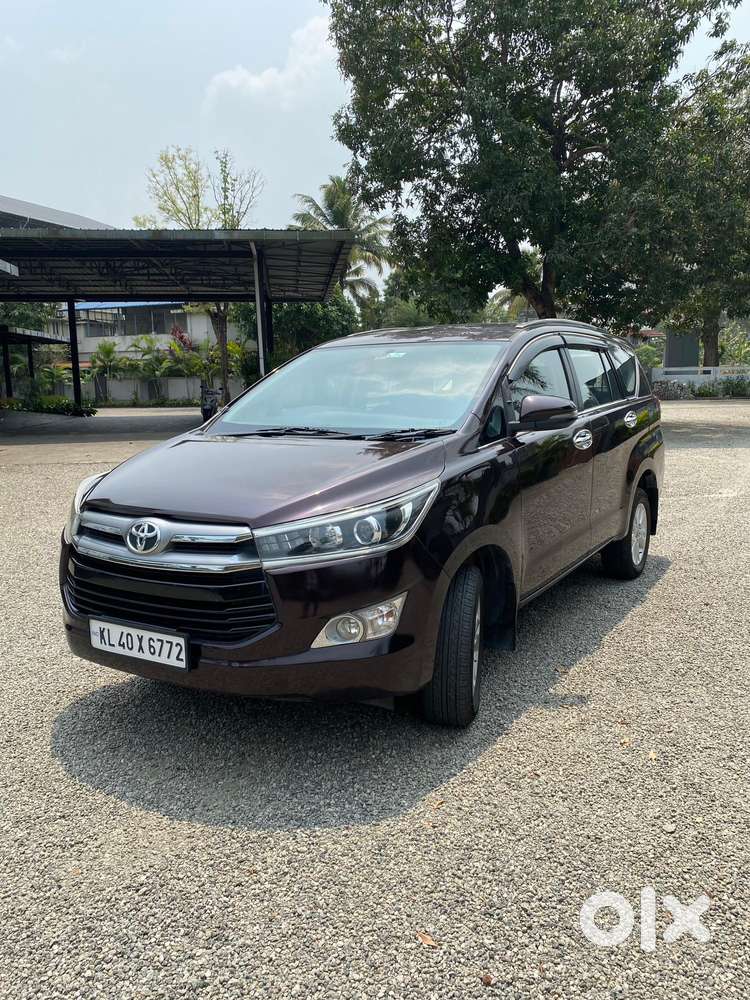 Toyota Innova Crysta 2.4 V, 2017, Diesel