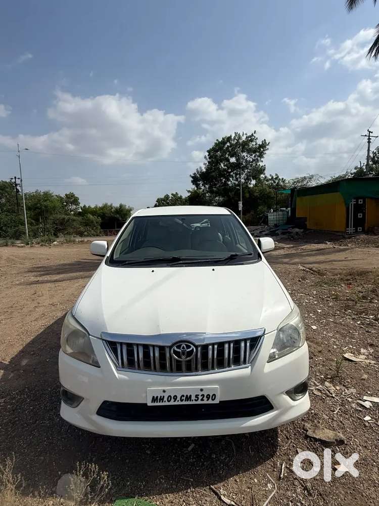 Toyota Innova 2013 Diesel Well Maintained