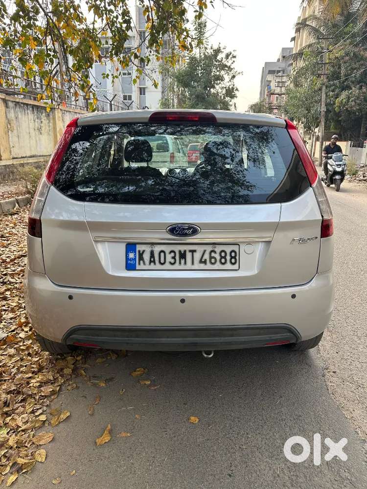 Ford Figo Petrol Zxi 2014