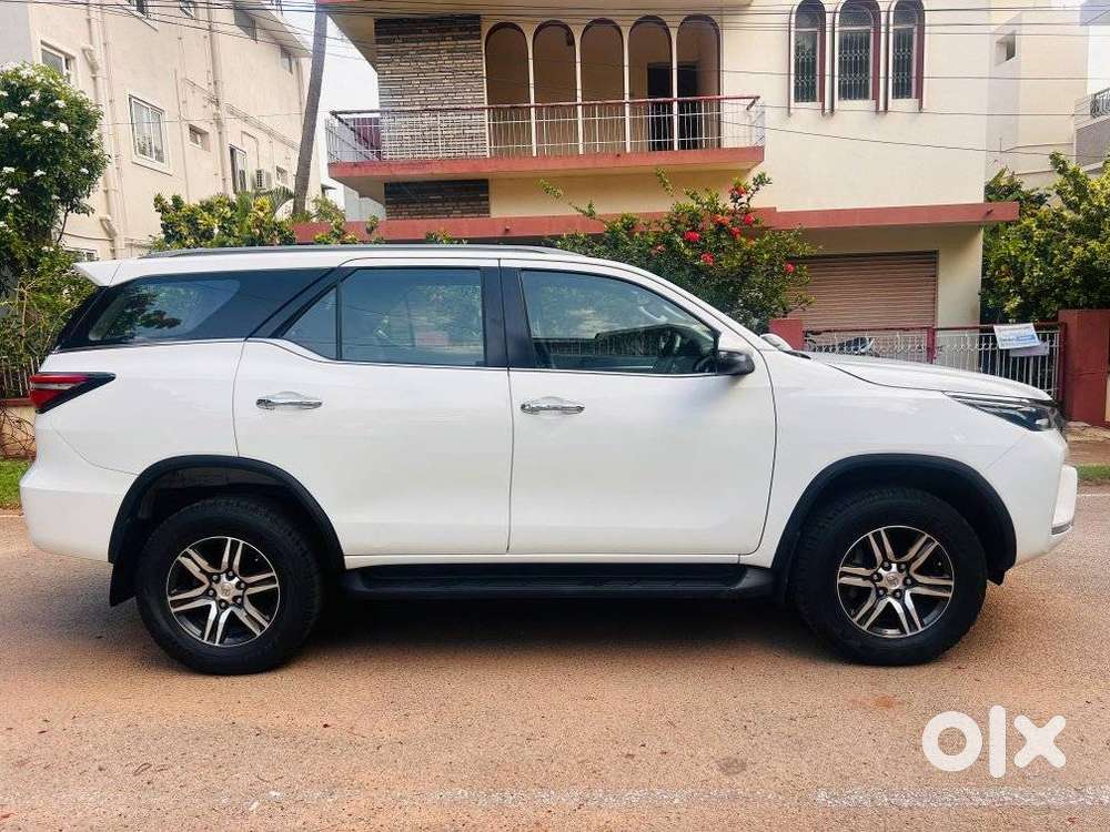 Toyota Fortuner 4x2 Mt 2.8 Diesel, 2022, Diesel