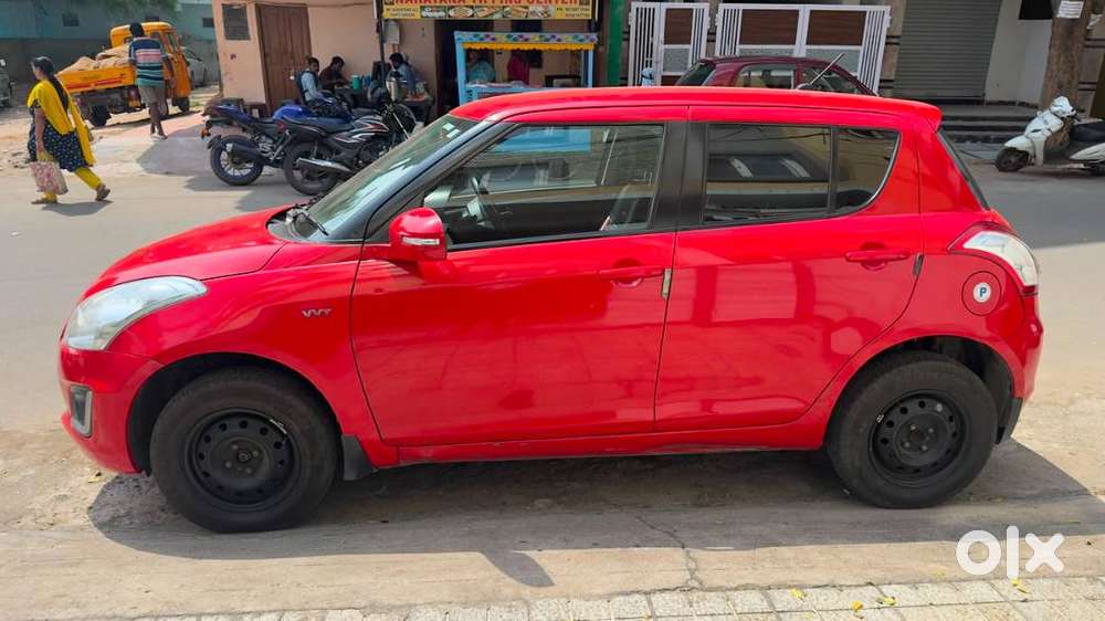Maruti Suzuki Swift Vxi Petrol 2016  Showroom Service  New Tyres