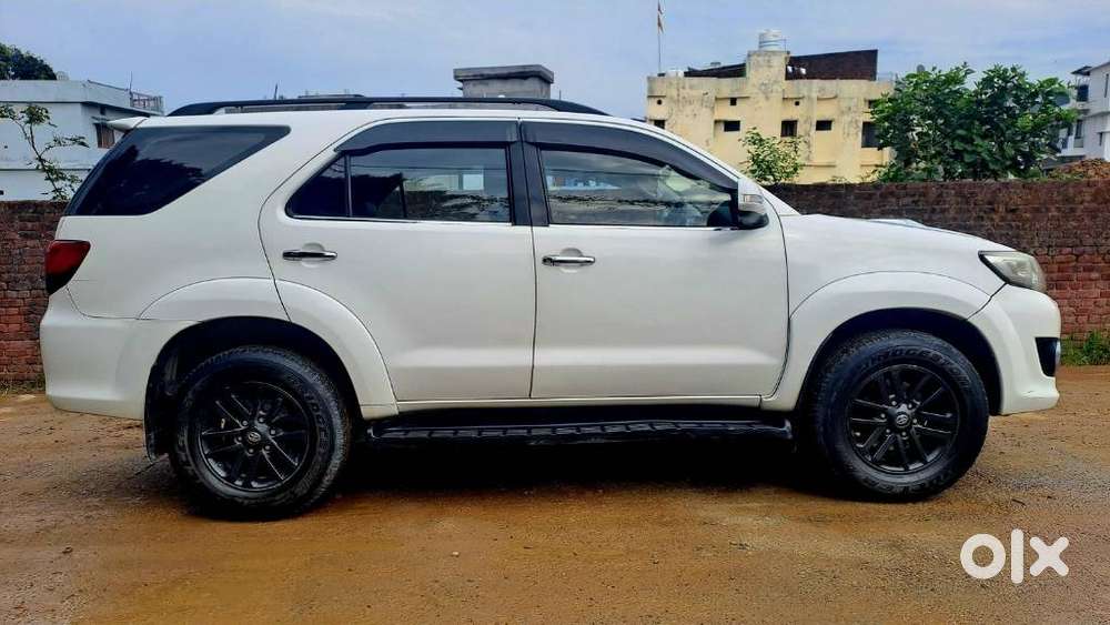 Toyota Fortuner 2011-2016 4x4 Mt, 2016, Diesel