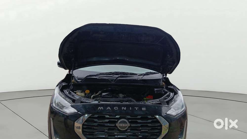Nissan Magnite 1.0 Xv, 2022, Petrol