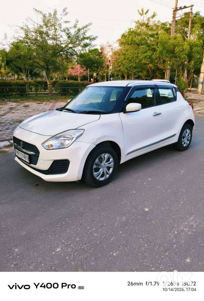 Maruti Suzuki Swift 1.3 Vxi Abs, 2021, Petrol