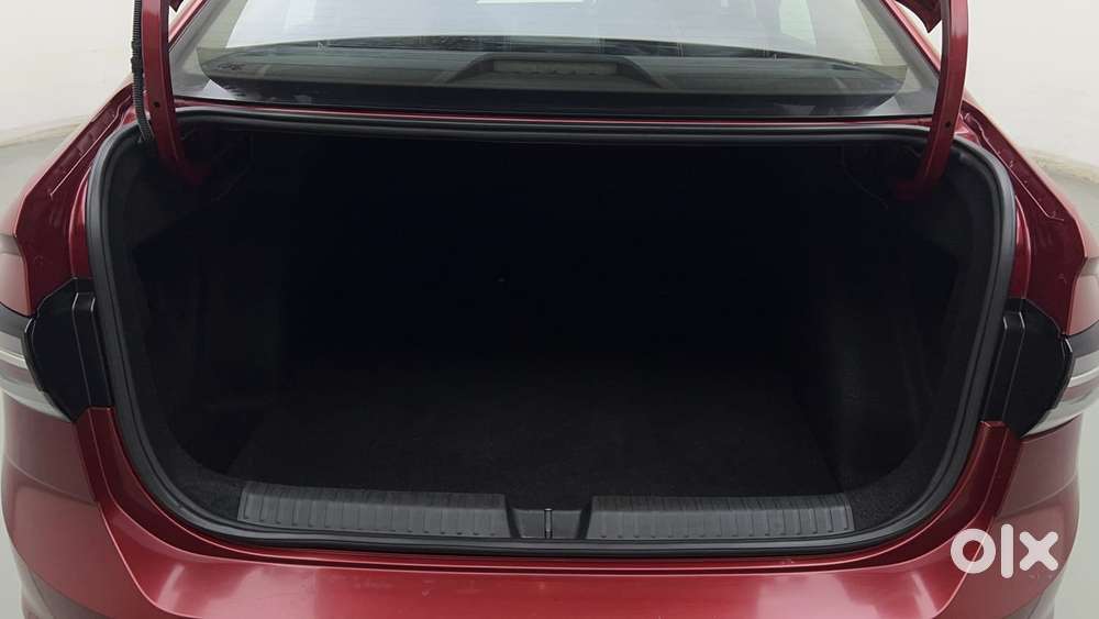 Volkswagen Virtus Highline Plus 1.0 Tsi At, 2022, Petrol