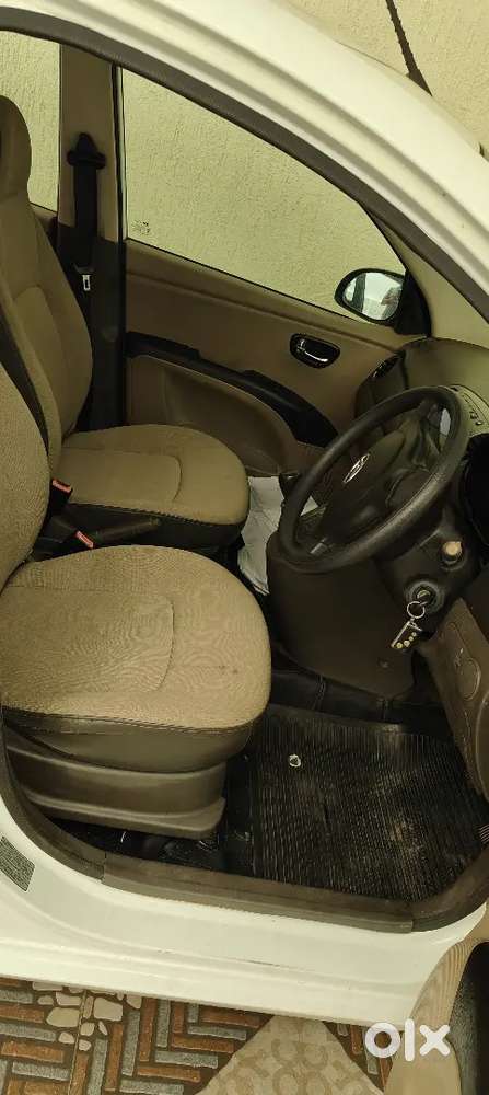 Hyundai I10 Sportz 2011