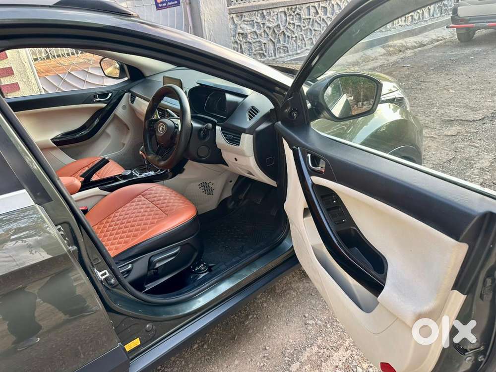 Tata Nexon Amt Xza Plus, 2020, Petrol